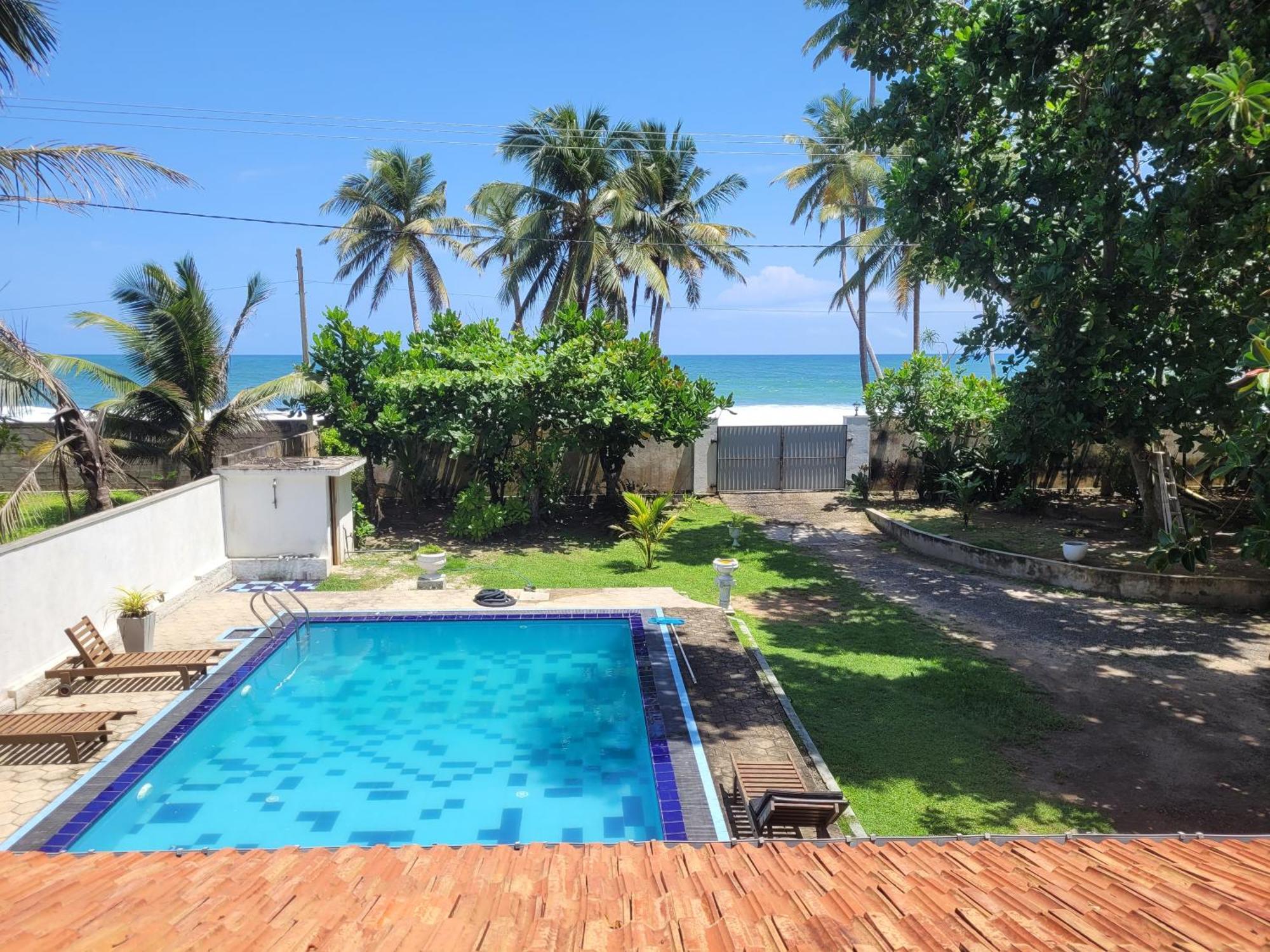 Villa Sea Sprays Hikkaduwa Exterior foto
